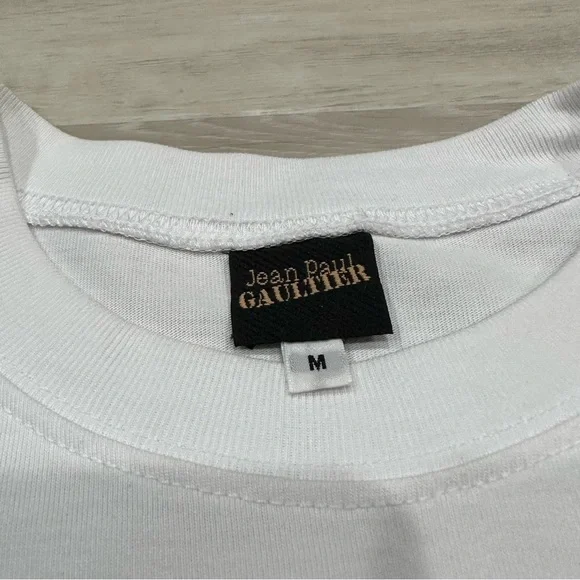 Exclusive Jean Paul Gaultier Designer Tshirt. - Picture 7 of 12